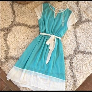 YA Los Angeles dress